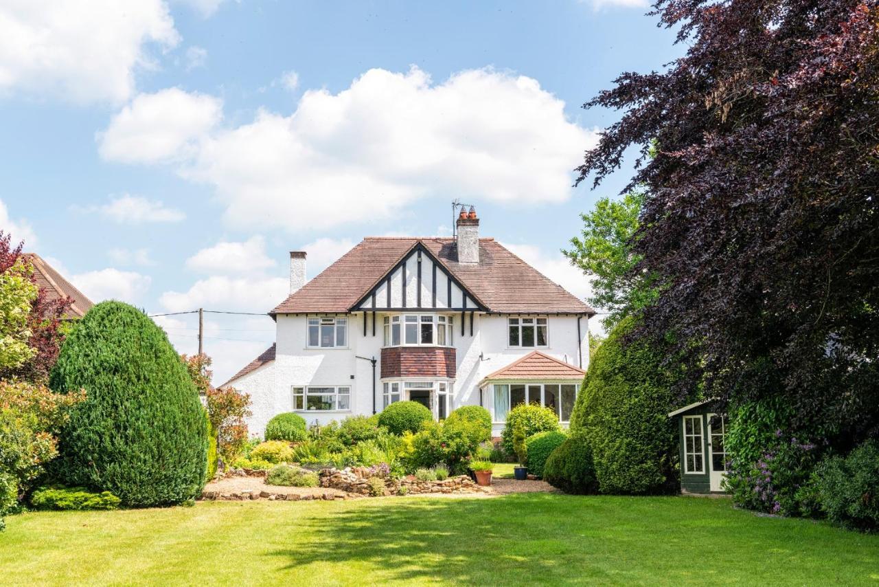 The Hillcrest 3* Ecton