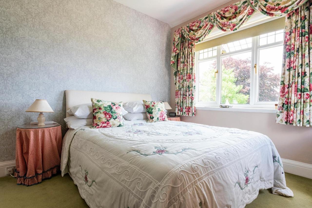 The Hillcrest Bed & Breakfast 3*
